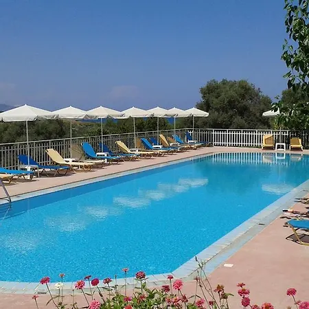 Calamon Aparthotel *
