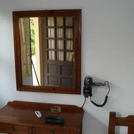Calamon Aparthotel *